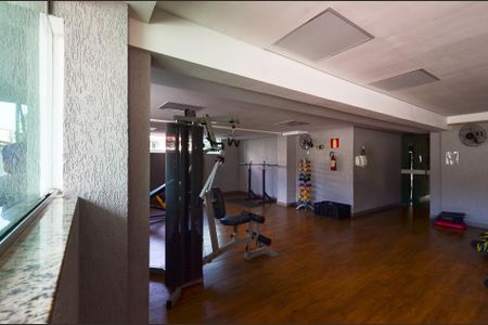 Apartamento à venda com 85m², 3 quartos e 2 vagas Apartamento à venda com 85m², 3 quartos e 2 vagasÁrea comum - Academia