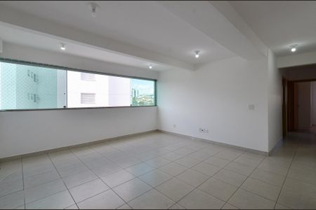 Apartamento à venda com 85m², 3 quartos e 2 vagas Apartamento à venda com 85m², 3 quartos e 2 vagasSala Ambientes