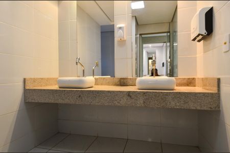 Apartamento à venda com 85m², 3 quartos e 2 vagas Apartamento à venda com 85m², 3 quartos e 2 vagasÁrea comum