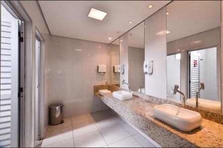 Apartamento à venda com 85m², 3 quartos e 2 vagas Apartamento à venda com 85m², 3 quartos e 2 vagasÁrea comum - Salão de festas