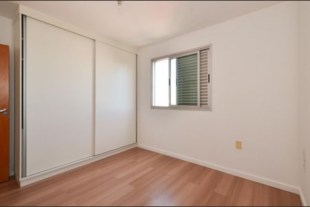 Apartamento à venda com 85m², 3 quartos e 2 vagas Apartamento à venda com 85m², 3 quartos e 2 vagasSuíte
