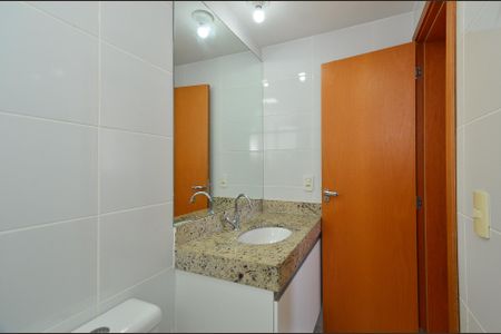 Apartamento à venda com 85m², 3 quartos e 2 vagas Apartamento à venda com 85m², 3 quartos e 2 vagasBanheiro Suíte