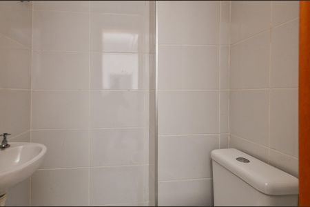 Apartamento à venda com 85m², 3 quartos e 2 vagas Apartamento à venda com 85m², 3 quartos e 2 vagasBanheiro de Serviço