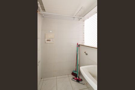 Apartamento à venda com 85m², 3 quartos e 2 vagas Apartamento à venda com 85m², 3 quartos e 2 vagasÁrea de Serviço