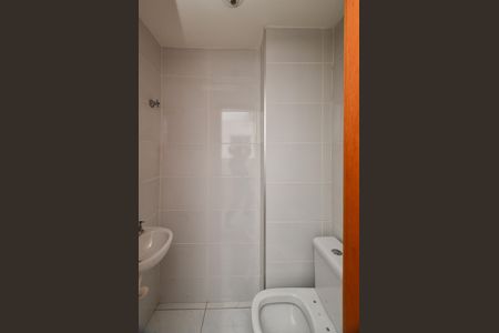 Apartamento à venda com 85m², 3 quartos e 2 vagas Apartamento à venda com 85m², 3 quartos e 2 vagasBanheiro de Serviço