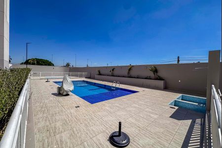 Apartamento para alugar com 42m², 2 quartos e 1 vagaÁrea comum - Piscina