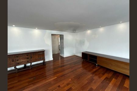 Apartamento à venda com 3 quartos, 190m² em Itaim Bibi, São Paulo