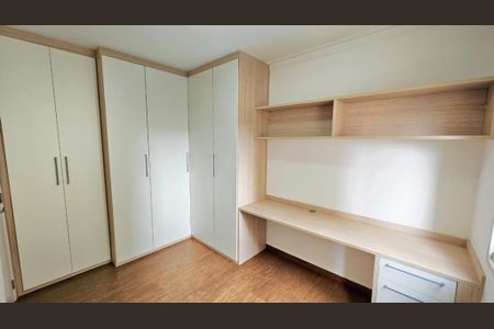 Apartamento à venda com 3 quartos, 87m² em Jardim Tupanci, Barueri