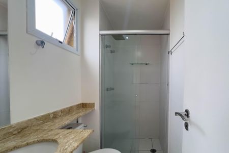 Banheiro de kitnet/studio para alugar com 1 quarto, 30m² em Cambuci, São Paulo