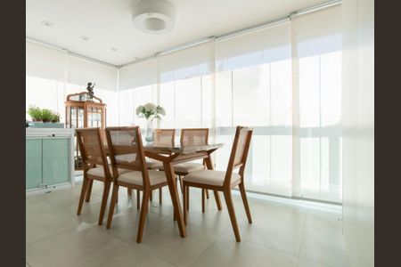 Apartamento à venda com 58m², 2 quartos e 1 vaga