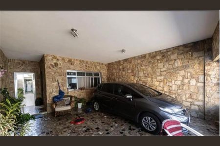 Casa à venda com 210m², 3 quartos e 2 vagas