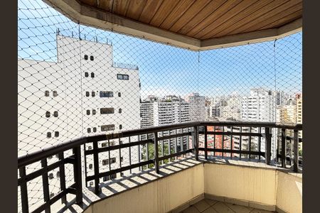 Apartamento para alugar com 135m², 3 quartos e 2 vagasSuíte