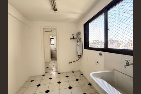 Apartamento para alugar com 135m², 3 quartos e 2 vagasÁrea de Serviço