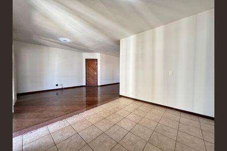 Apartamento para alugar com 135m², 3 quartos e 2 vagasSala