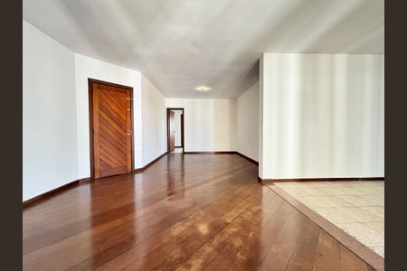 Apartamento para alugar com 135m², 3 quartos e 2 vagasSala