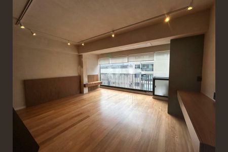Apartamento à venda com 42m², 1 quarto e 1 vaga