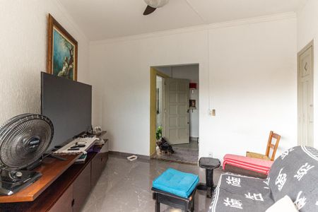 Casa à venda com 104m², 2 quartos e 2 vagas Casa à venda com 104m², 2 quartos e 2 vagasSala
