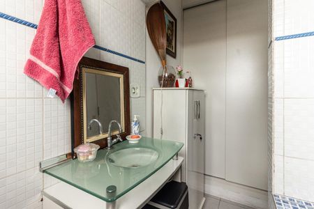 Casa à venda com 104m², 2 quartos e 2 vagas Casa à venda com 104m², 2 quartos e 2 vagasBanheiro da Suíte