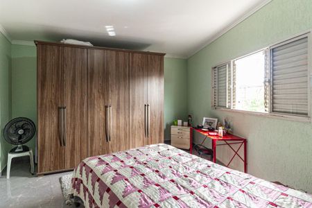 Casa à venda com 104m², 2 quartos e 2 vagas Casa à venda com 104m², 2 quartos e 2 vagasQuarto da Suíte