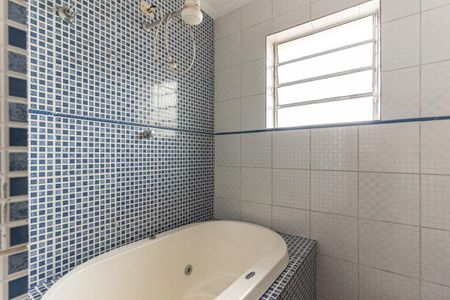 Casa à venda com 104m², 2 quartos e 2 vagas Casa à venda com 104m², 2 quartos e 2 vagasBanheiro da Suíte