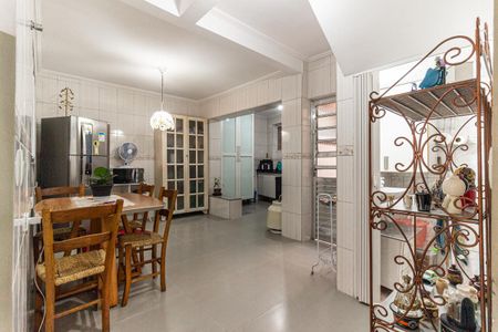 Casa à venda com 104m², 2 quartos e 2 vagas Casa à venda com 104m², 2 quartos e 2 vagasCozinha