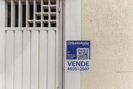 Casa à venda com 104m², 2 quartos e 2 vagas Casa à venda com 104m², 2 quartos e 2 vagasFachada - Plaquinha