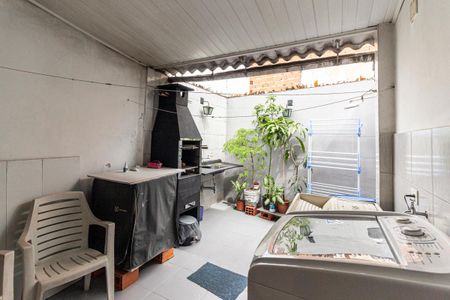 Casa à venda com 104m², 2 quartos e 2 vagas Casa à venda com 104m², 2 quartos e 2 vagasÁrea de Serviço