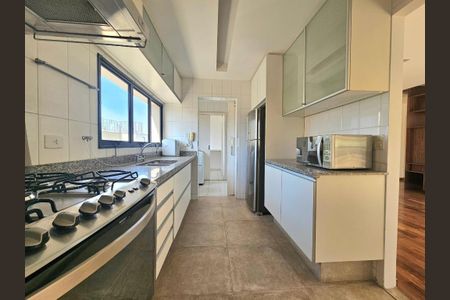 Foto 07 de apartamento à venda com 2 quartos, 136m² em Itaim Bibi, São Paulo