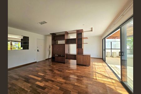 Foto 02 de apartamento à venda com 2 quartos, 136m² em Itaim Bibi, São Paulo