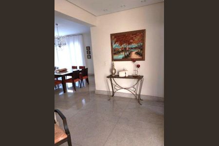 Casa à venda com 4 quartos, 464m² em Buritis, Belo Horizonte