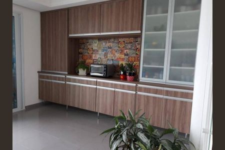 Casa à venda com 3 quartos, 255m² em Parque Sao Domingos, São Paulo
