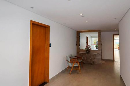 Apartamento à venda com 68m², 3 quartos e 1 vagaHall social