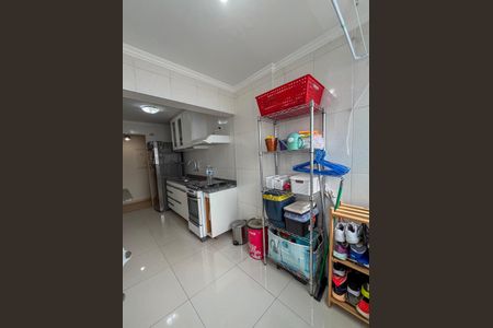 Apartamento à venda com 68m², 3 quartos e 1 vagaÁrea de Serviço