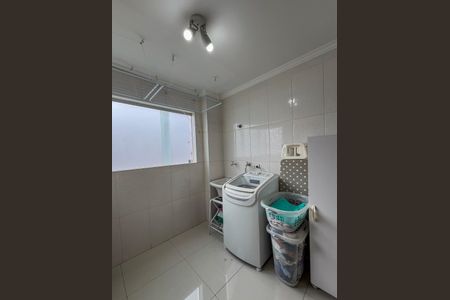 Apartamento à venda com 68m², 3 quartos e 1 vagaÁrea de Serviço