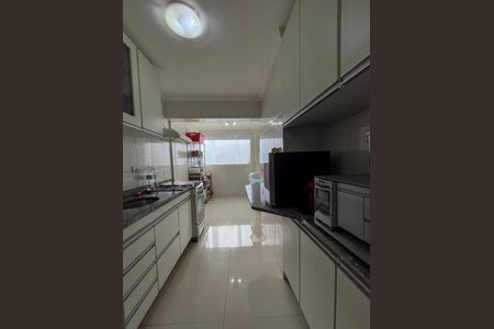 Apartamento à venda com 68m², 3 quartos e 1 vagaCozinha