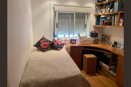 Apartamento à venda com 3 quartos, 128m² em Vila Uberabinha, São Paulo