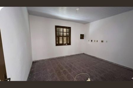 Foto 04 de casa à venda com 1 quarto, 132m² em Moinho Velho, São Paulo