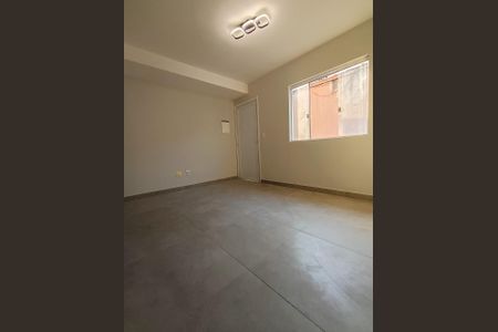 Foto 05 de casa de condomínio à venda com 2 quartos, 52m² em Parque Cruzeiro do Sul, São Paulo