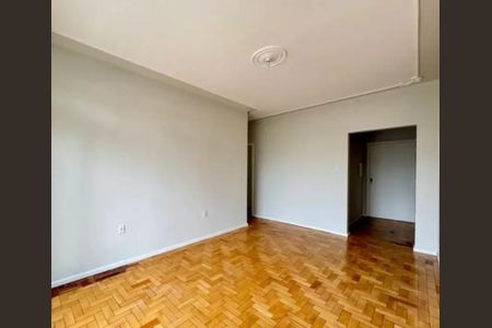 Sala de apartamento para alugar com 3 quartos, 112m² em Petrópolis, Porto Alegre