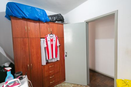 Casa à venda com 250m², 4 quartos e 2 vagas
