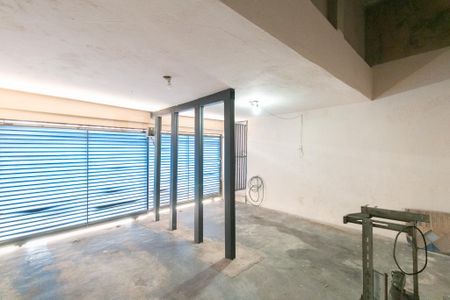 Casa à venda com 250m², 4 quartos e 2 vagas