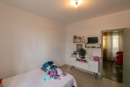 Casa à venda com 250m², 4 quartos e 2 vagas