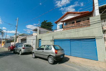 Casa à venda com 250m², 4 quartos e 2 vagas