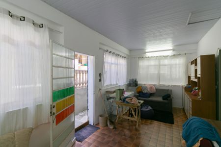 Casa à venda com 250m², 4 quartos e 2 vagas