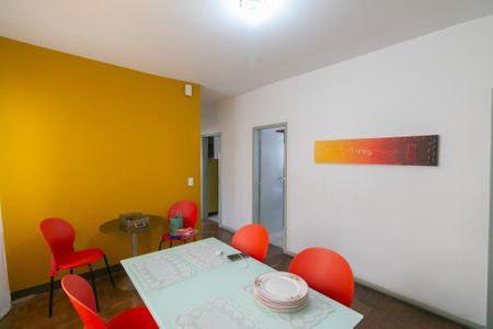 Casa à venda com 250m², 4 quartos e 2 vagas