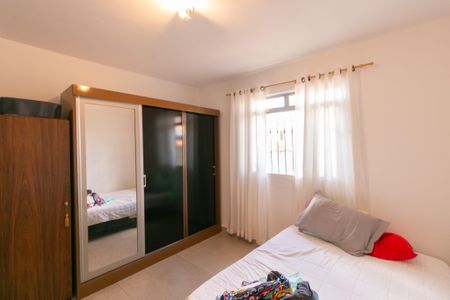 Casa à venda com 250m², 4 quartos e 2 vagas