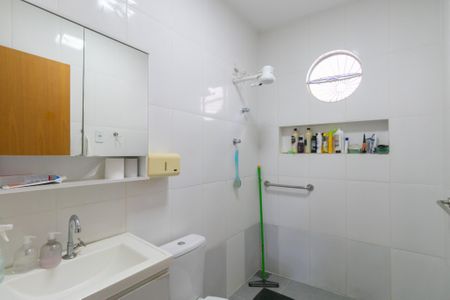 Casa à venda com 250m², 4 quartos e 2 vagas