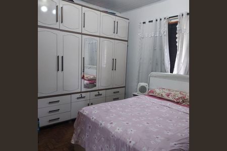 Casa à venda com 2 quartos, 120m² em Vila Zat, São Paulo
