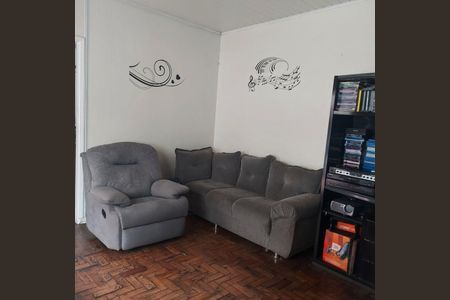 Casa à venda com 2 quartos, 120m² em Vila Zat, São Paulo