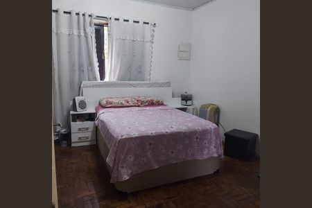Casa à venda com 2 quartos, 120m² em Vila Zat, São Paulo